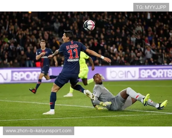 巴黎前场围抢赢得主动